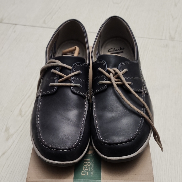 Clarks Other - Clarks Men’s Black Leather Boat Shoes with Tan Laces